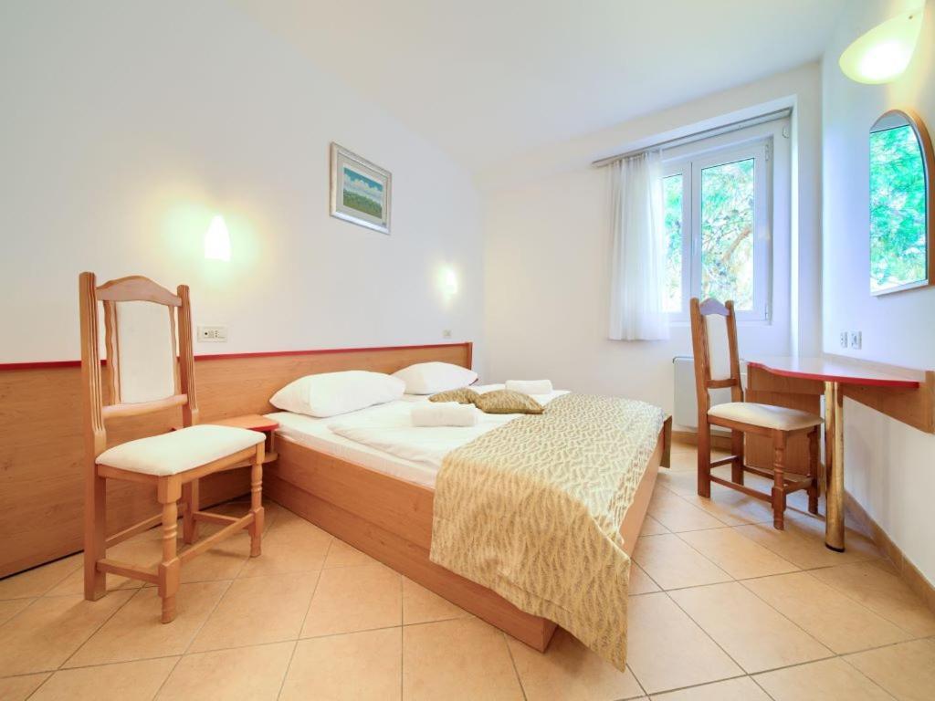 Villa Lovorka - Hotel Resort Drazica Đảo Krk Ngoại thất bức ảnh